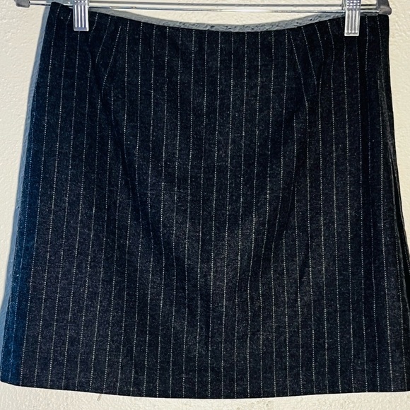J. Crew Wool Blend Gray Striped Preppy Clueless Y2K Pleated Wrap Skirt - Picture 2 of 7